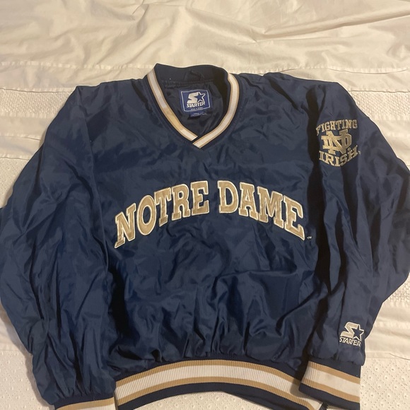 NOTRE DAME VARSITY PULLOVER - Picture 5 of 5